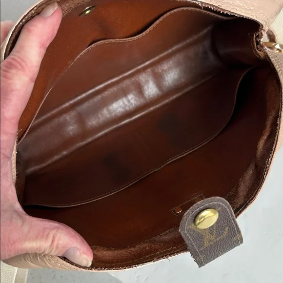 Customized 
Louis Vuitton Monogram Crossbody with missing strap 
12” x 9” x 3” - Picture 10 of 16